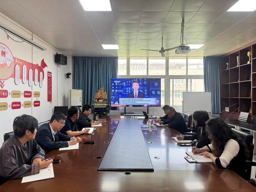 74de6d3aef8a4b7de3a904b2283f11f